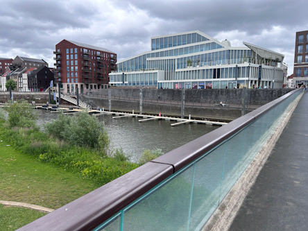 Brücke im Stadshaven von  Venlo