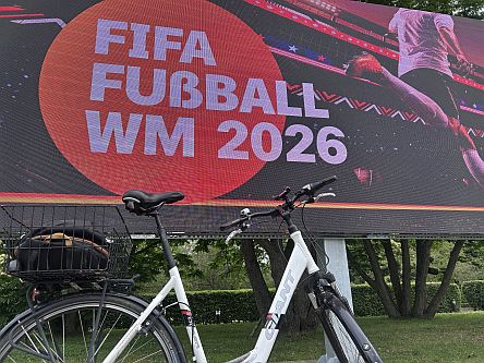 Rad vor WM-Werbung