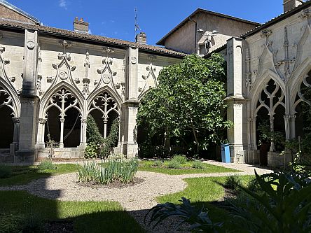 Kreuzgang Saint-Gengoult in Toul