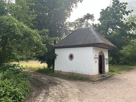 Alte Wendelinuskapelle von 1776 an der Stadtgrenze Mainz-Budenheim