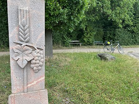 Eucharistisches Denkmal bei Mainz-Drais