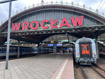Bahnsteig in Wroclaw